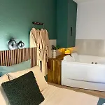 Relaxing With Balneo Nîmes