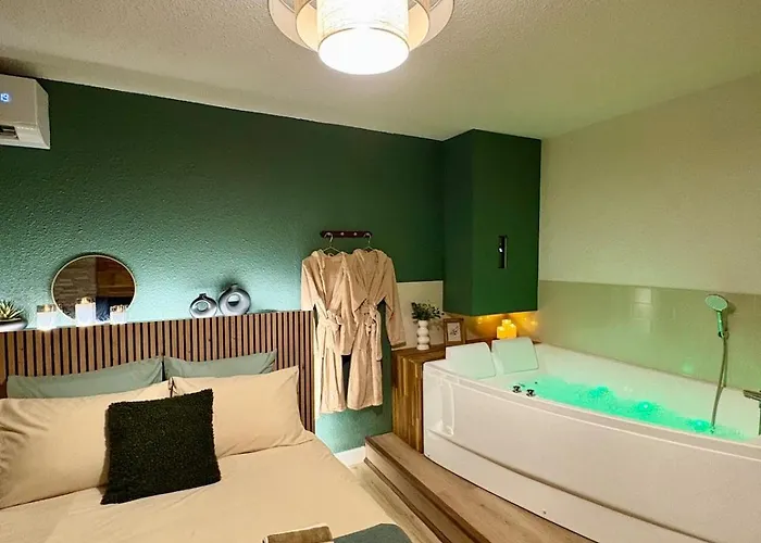 Relaxing With Balneo Nimes